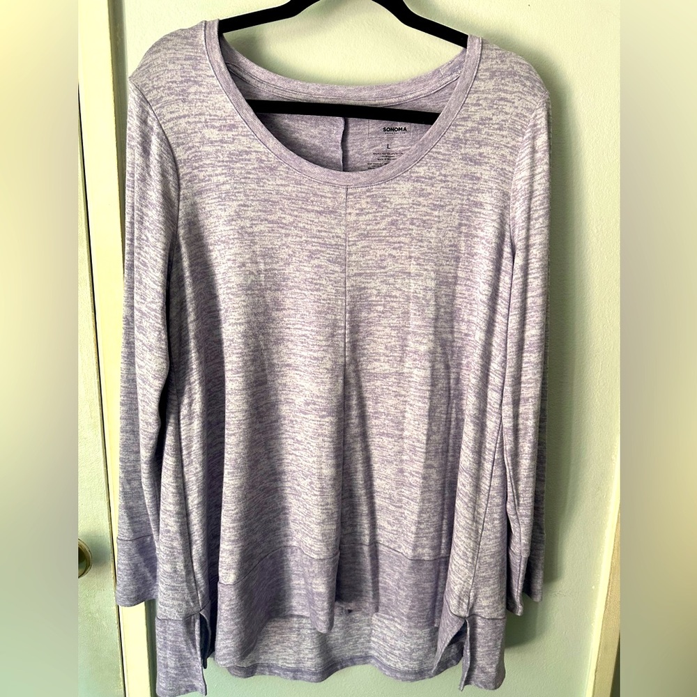 Women’s light purple sweater